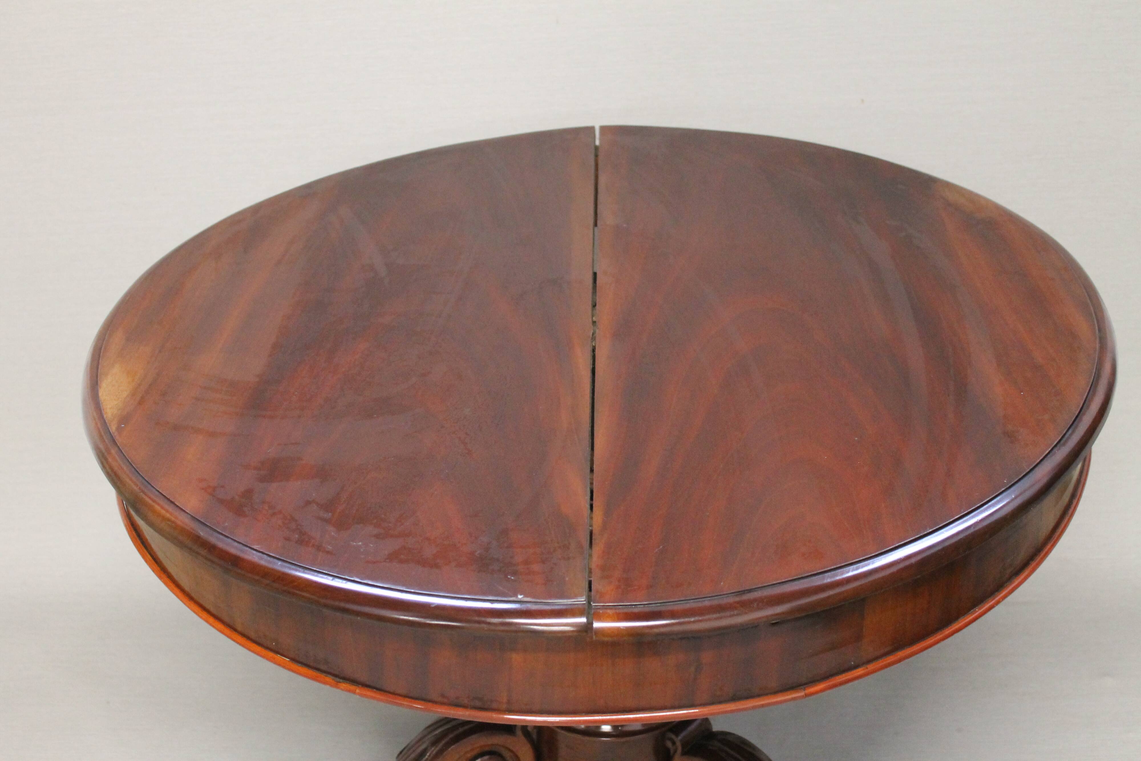 Louis-Philippe period mahogany healing