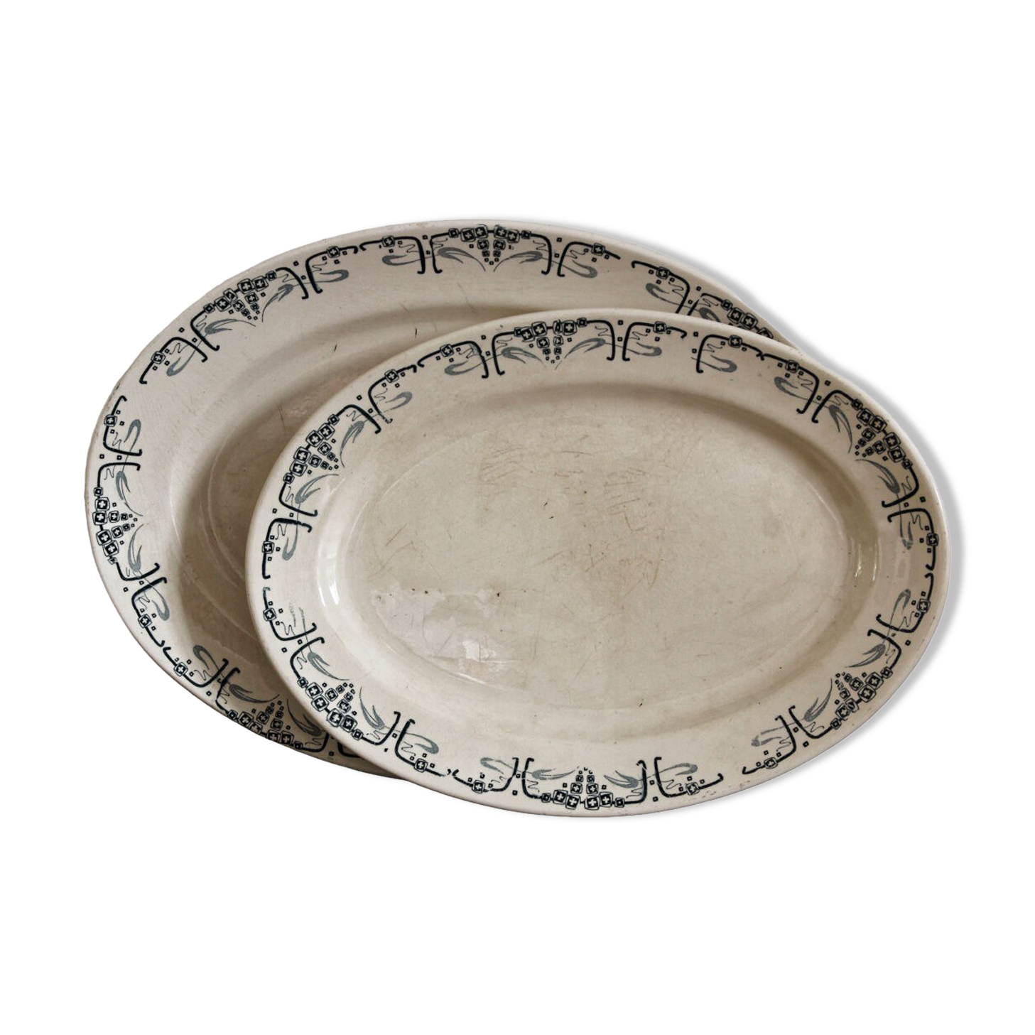 Paire de plats en faïence de Longchamp Terre de fer