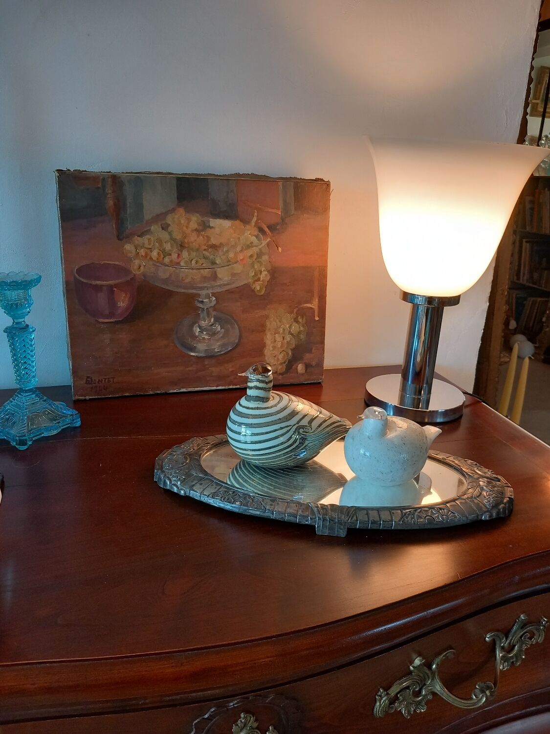 Still life painting with bunches of grapes