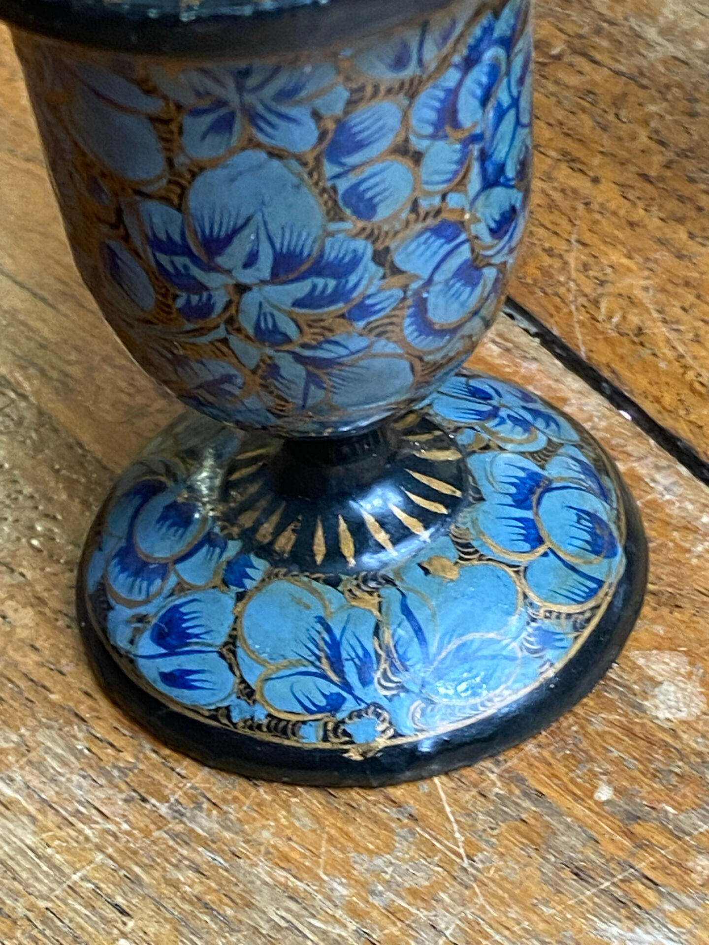 Pair of Kashmiri candlesticks, lacquered papier-mâché