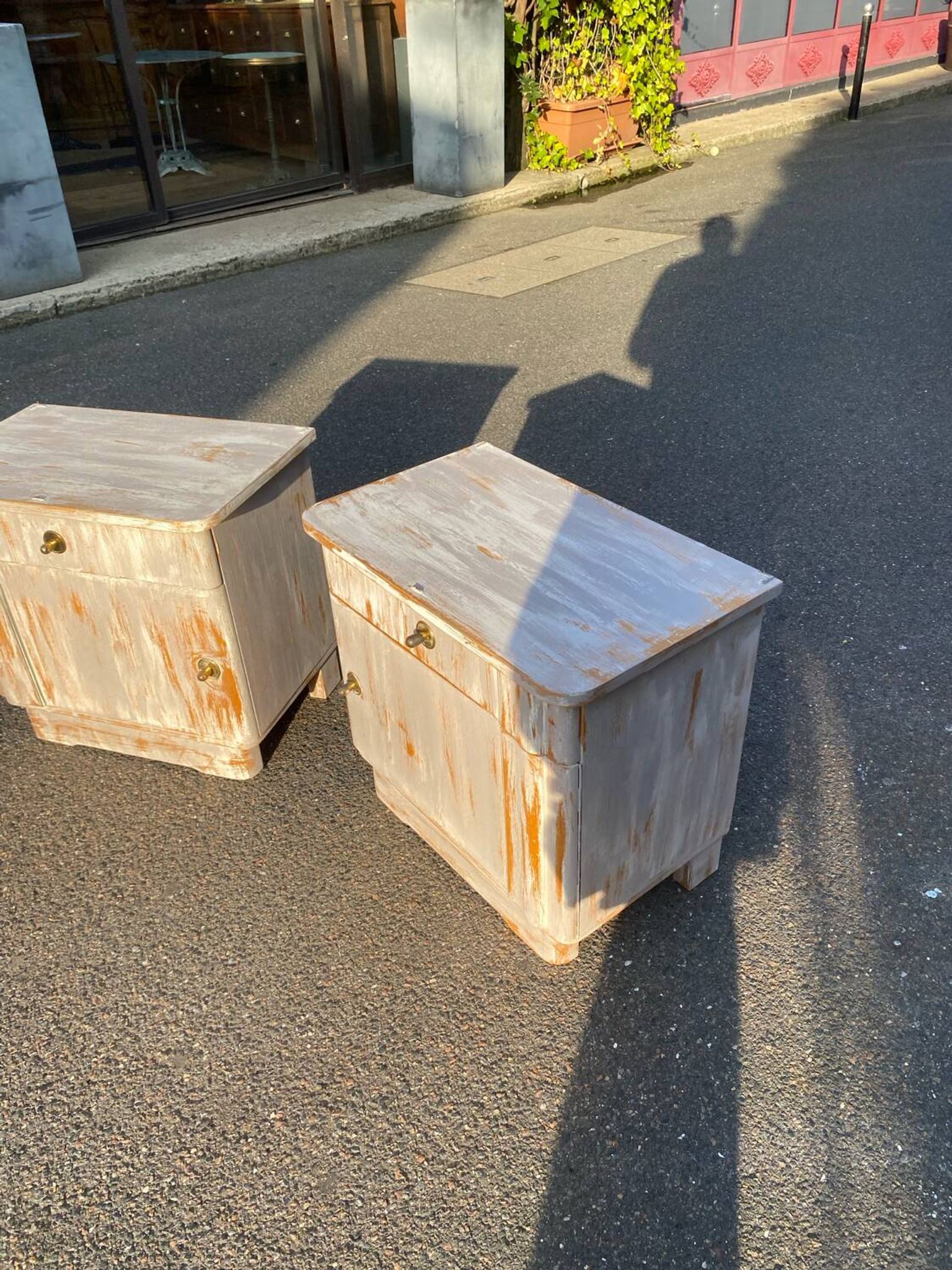 2 German bedside tables