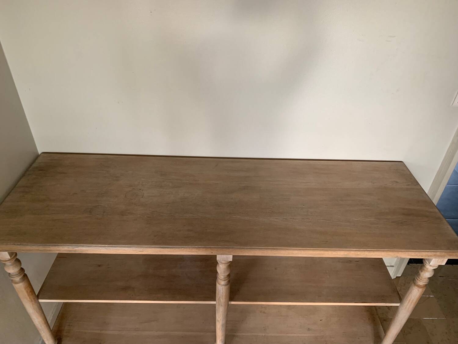 Interiors draper table