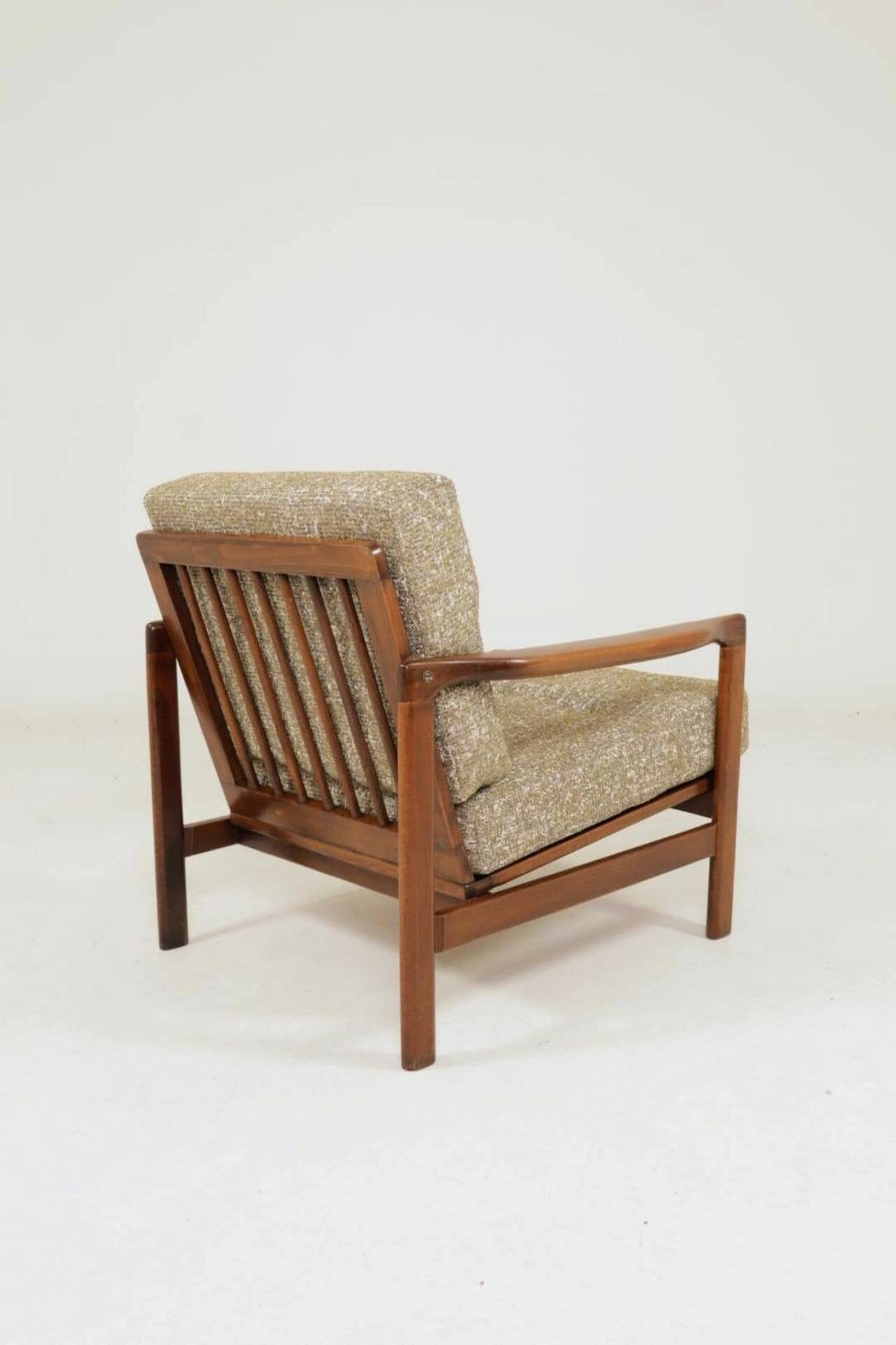 Fauteuil vintage en tissu chiné beige moutarde et olive, Pologne 1960