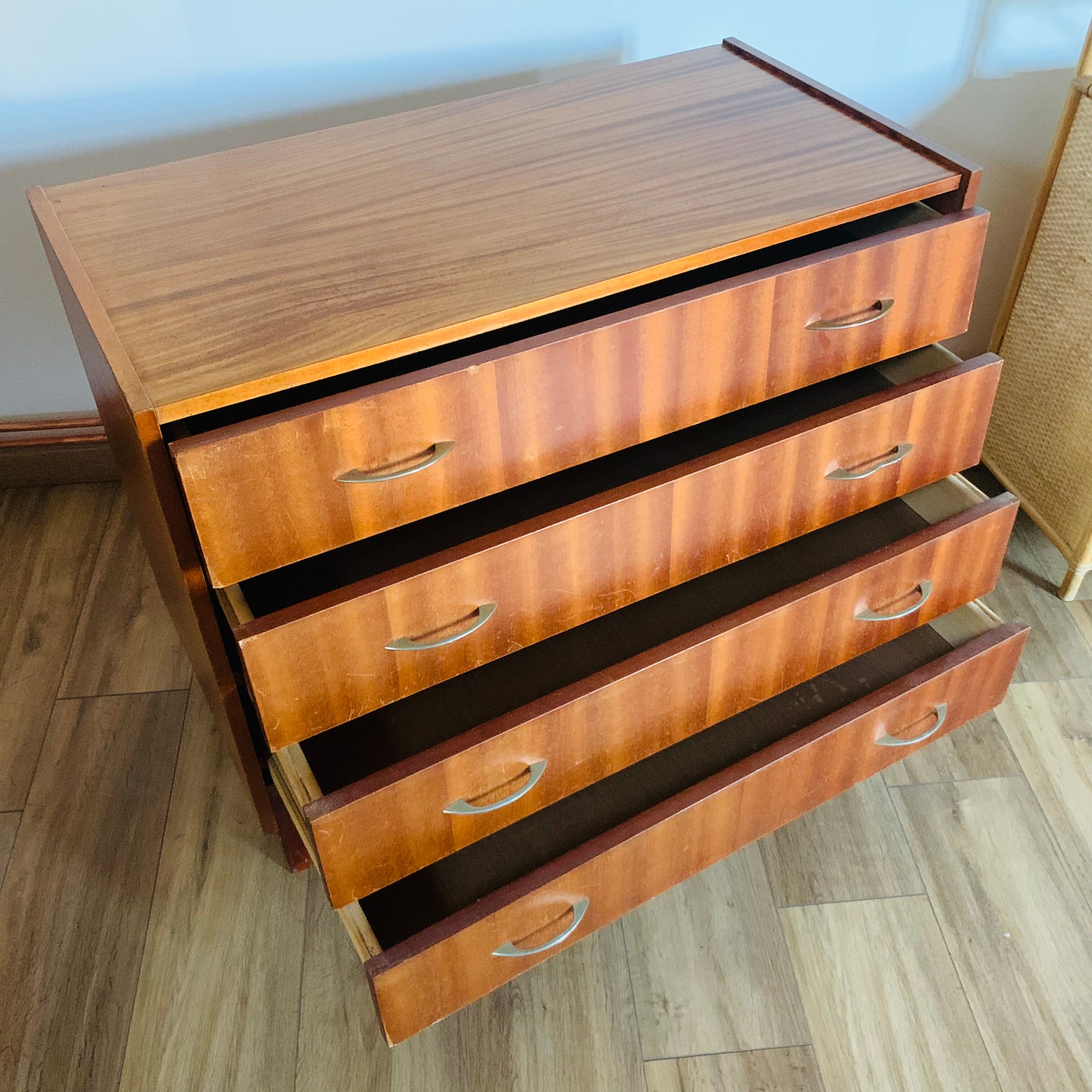 Commode vintage 4 tiroirs