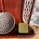 Enamelled kitchen sheet metal plate