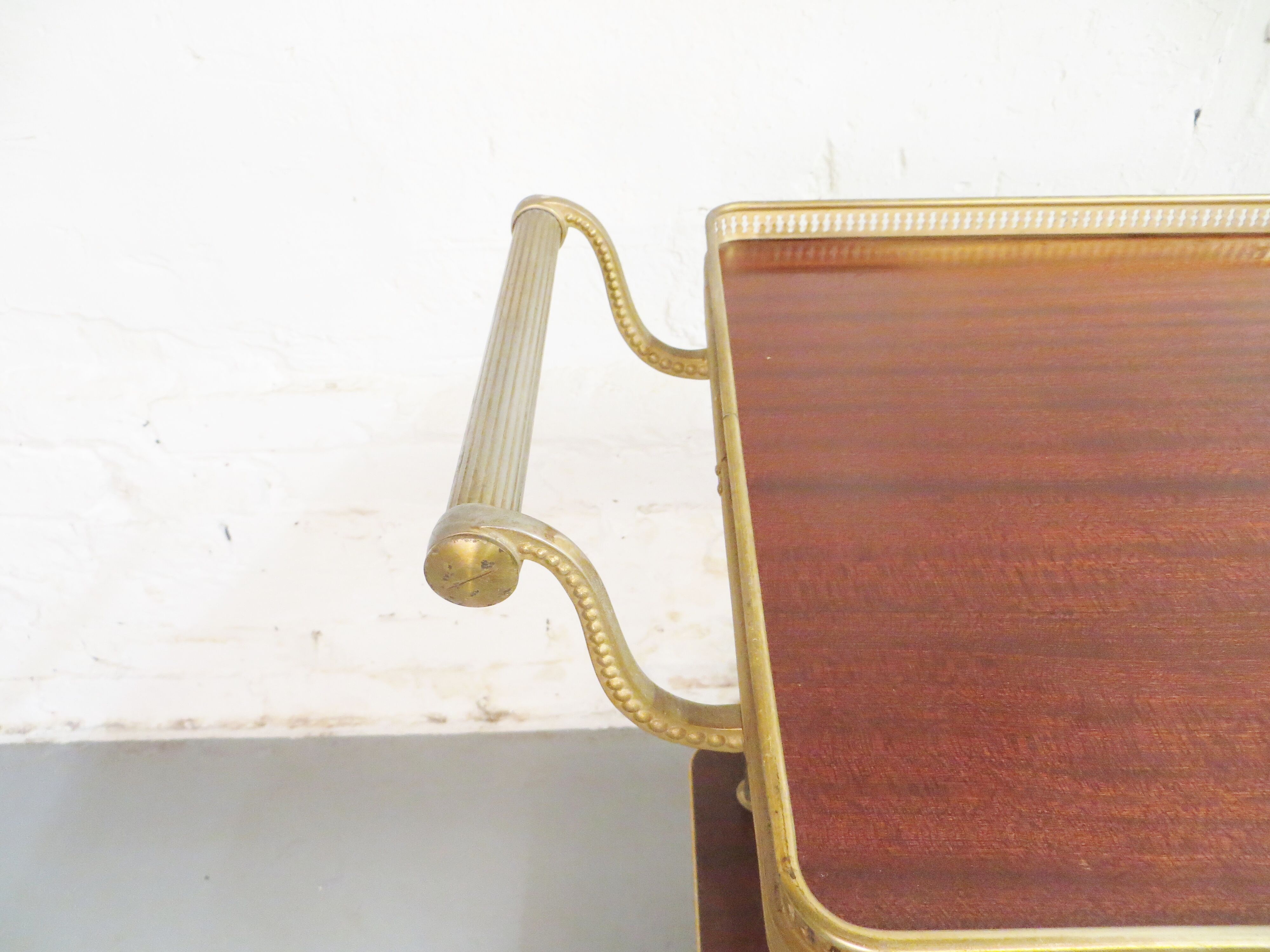 Serving rolling table 60s