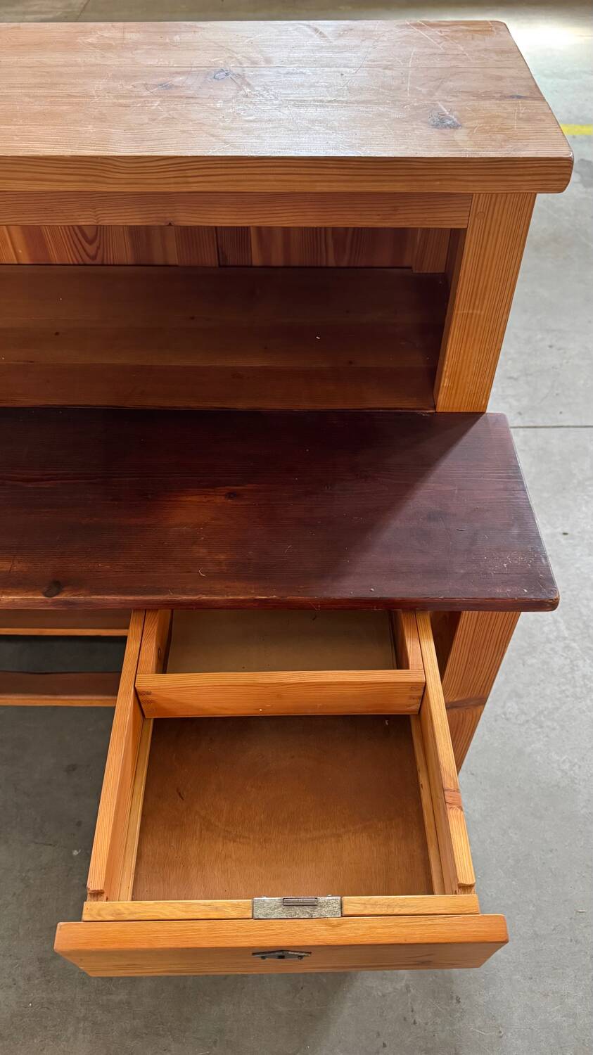 Vintage pichepin desk