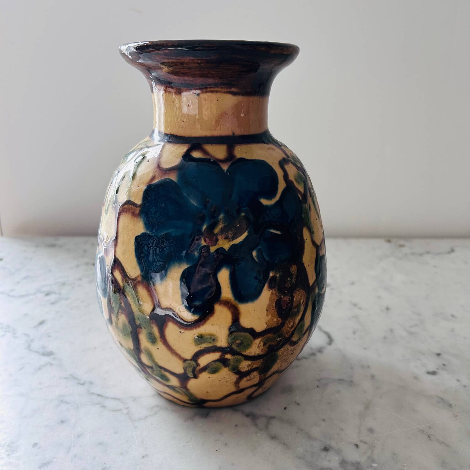 Large decorative vase signed
