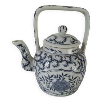 Chinese porcelain teapot