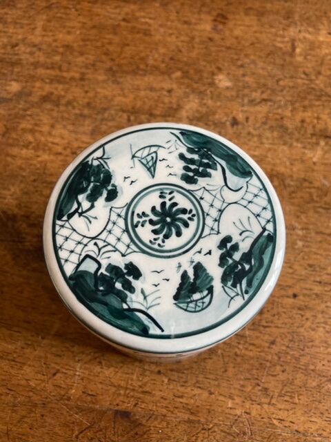 Painted porcelain box