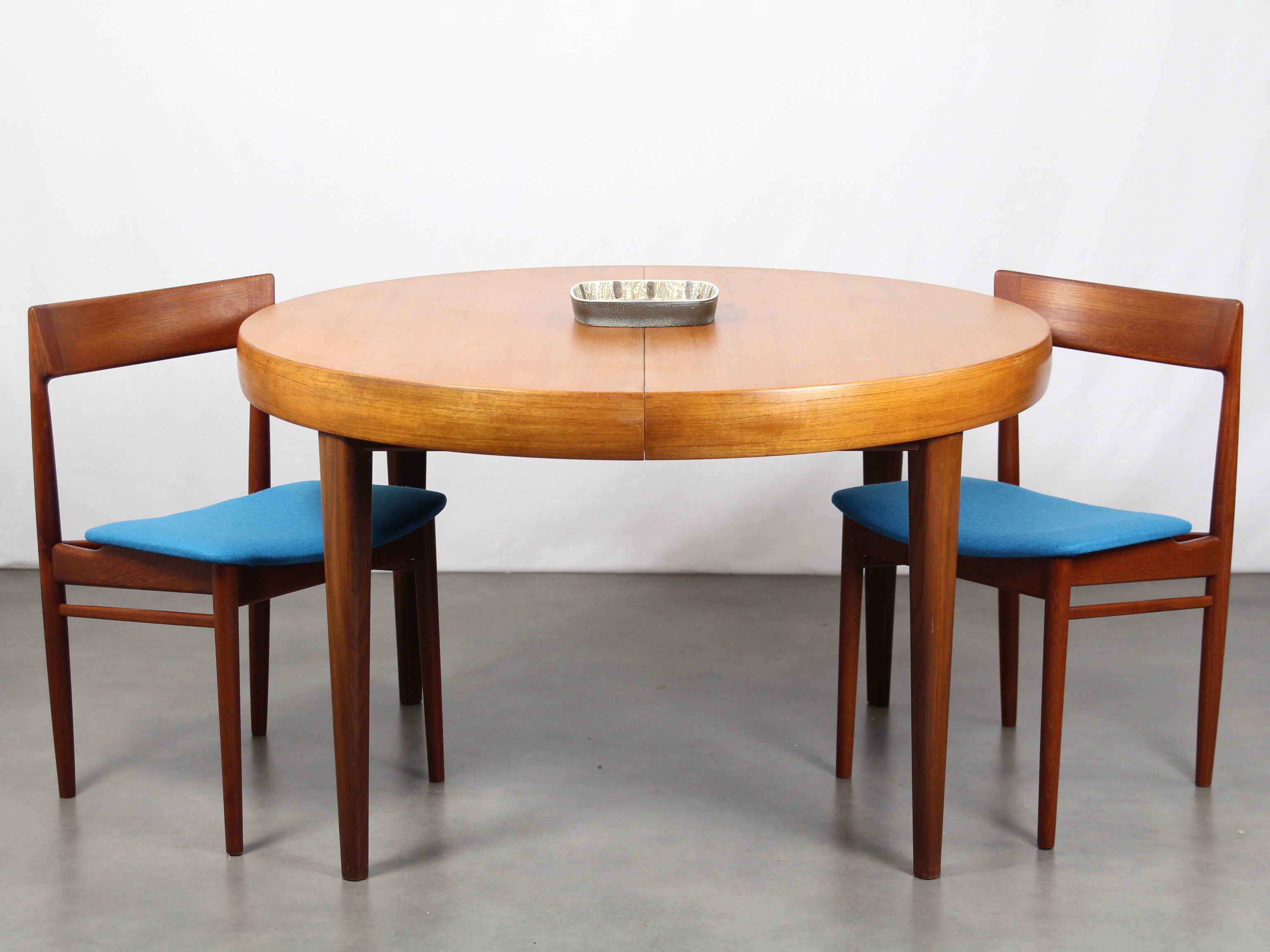Scandinavian teak round dining table