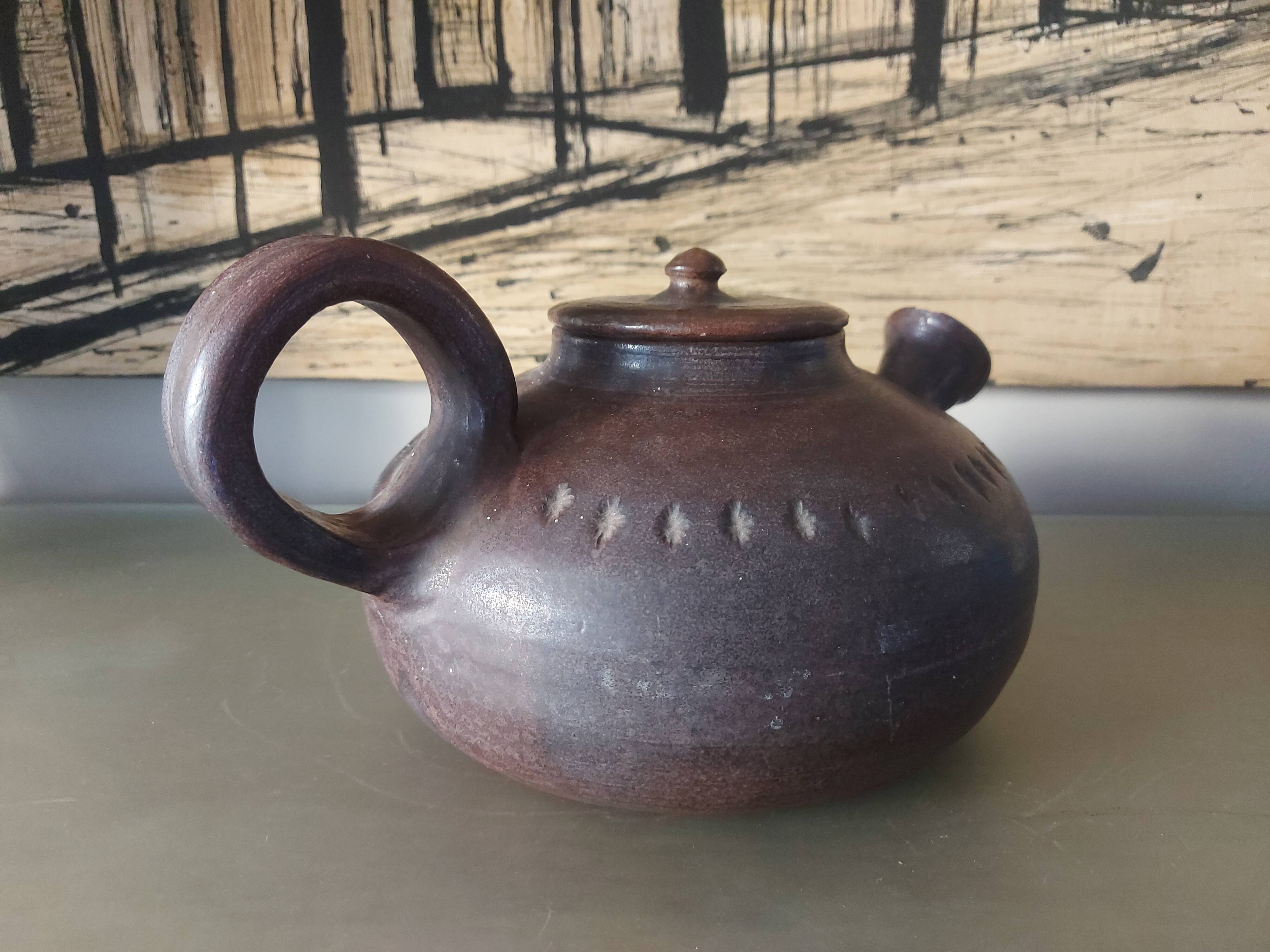 THEIERE IN CERAMICS THE CYCLADES , ROLAND ZOBEL