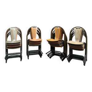 suite de 24 chaises Baumann