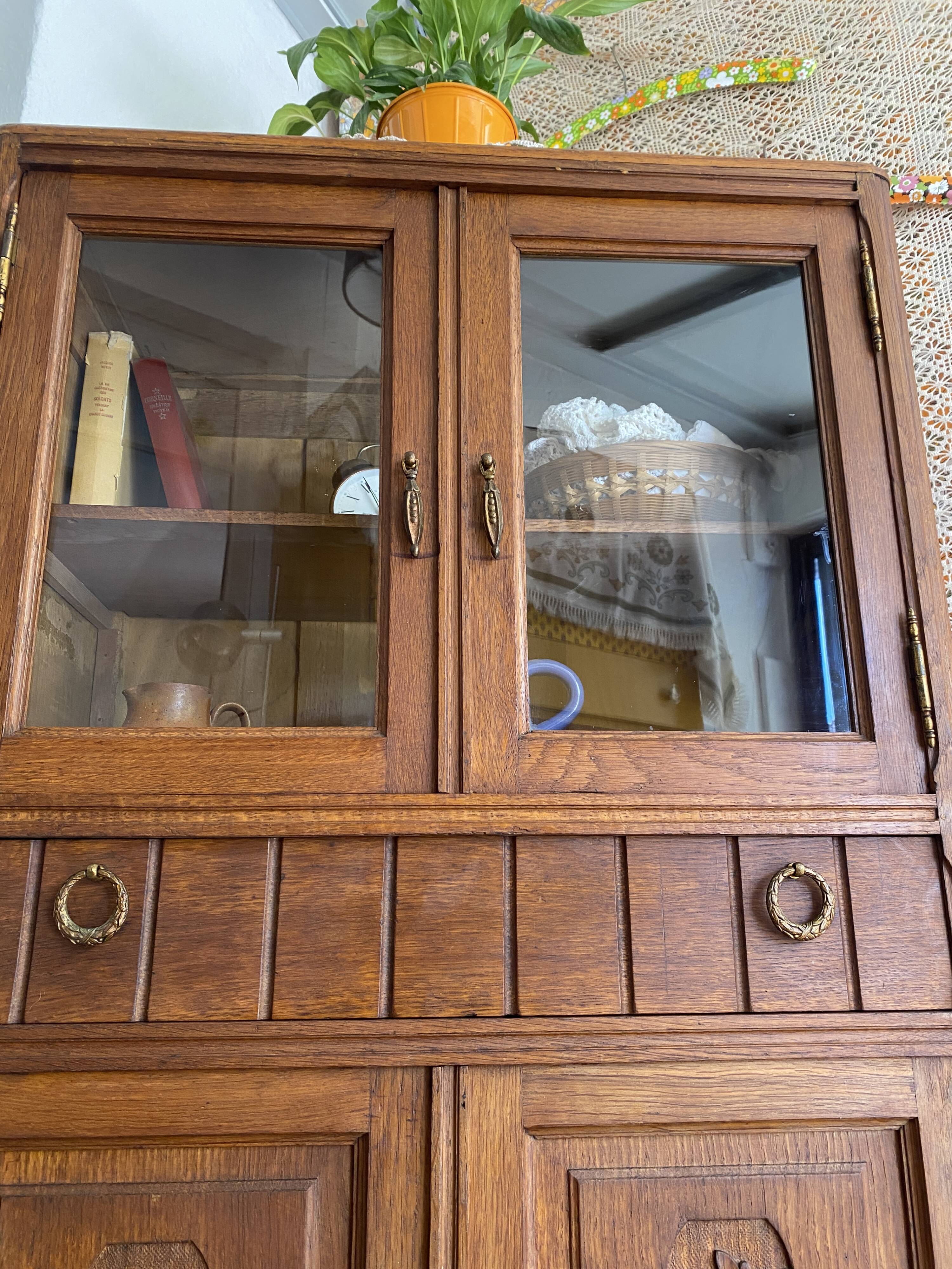 Old small glass display cabinet from the early 20th century.