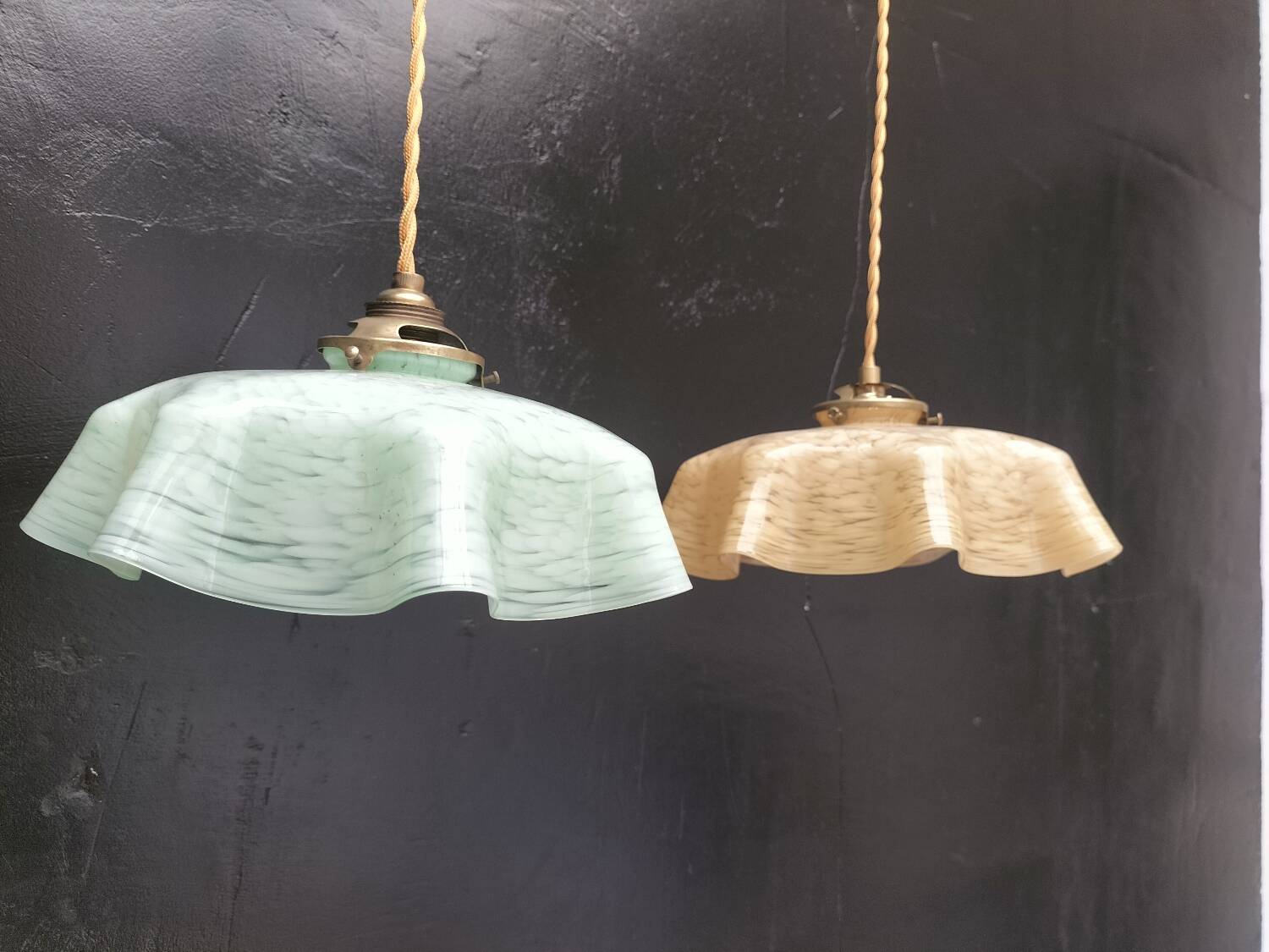 2 Clichy glass pendant lights