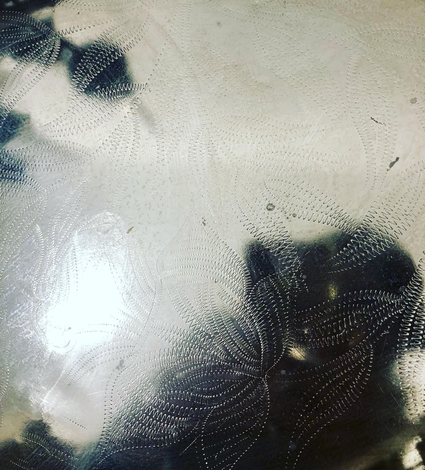 Oriental silver metal top