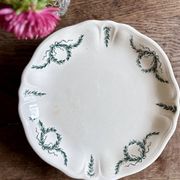 Compotier ou assiette à pied ancienne en terre de fer -Villey de Longc
