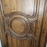 Wall-mounted locker in walnut