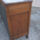 Very oak sideboard with 2 doors