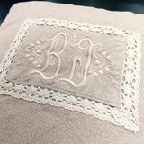 Lace cushion / Monogram