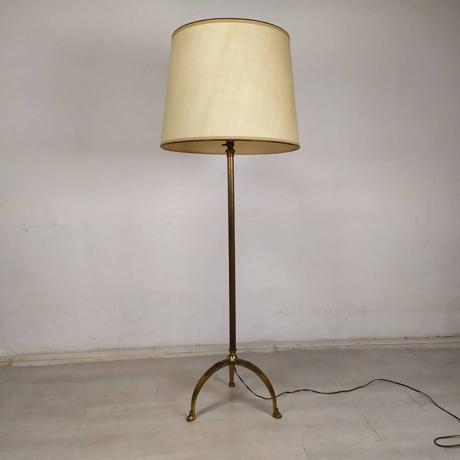 Empire bronze floor lamp