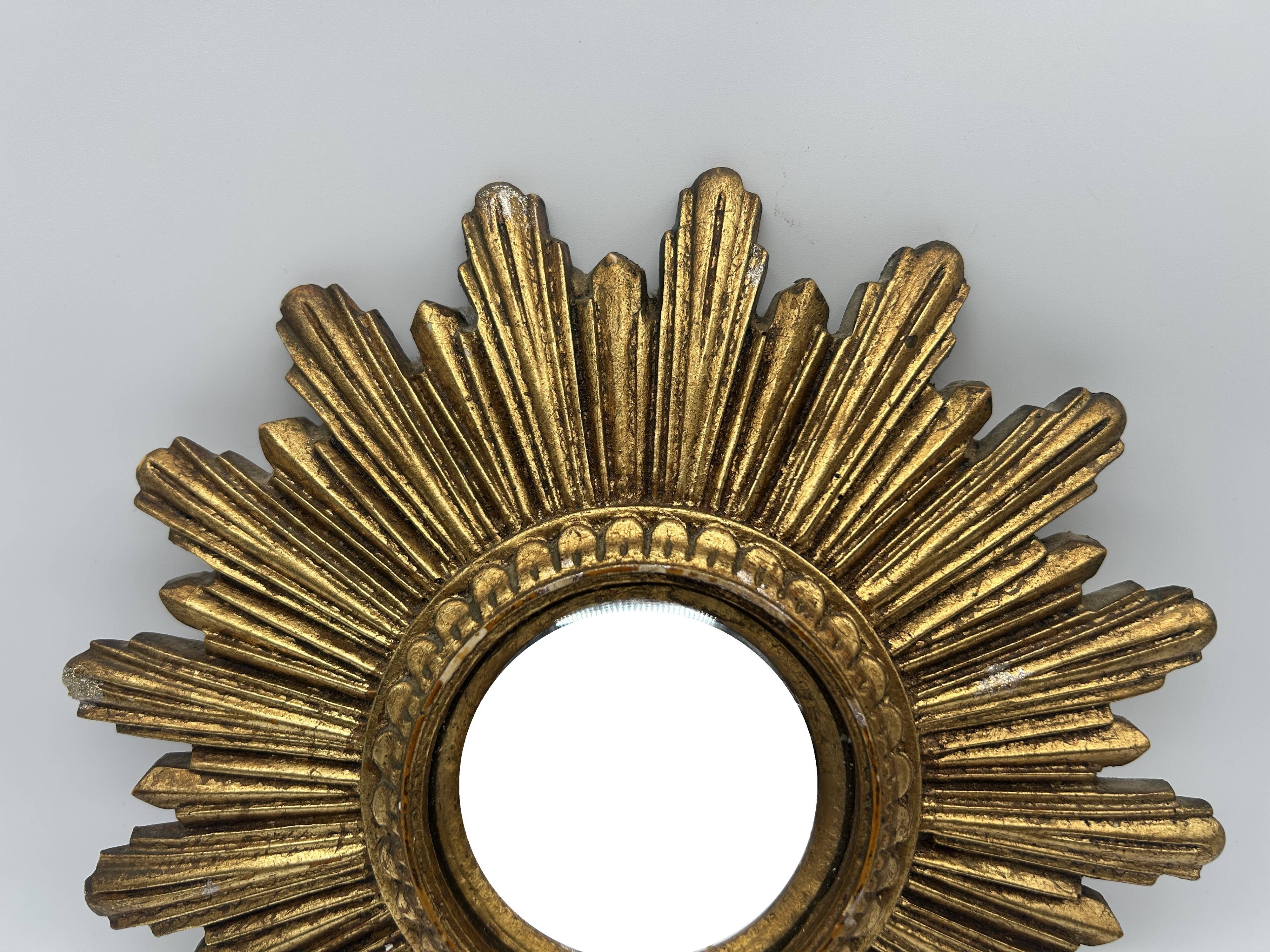 Miroir soleil "oeil de sorcière" en résine