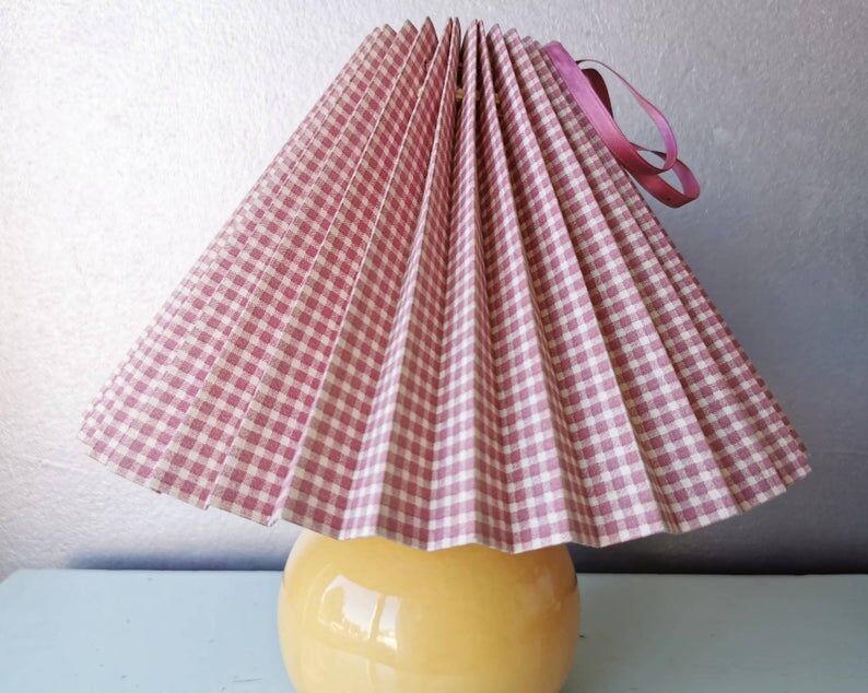 Vintage table lamp 80s