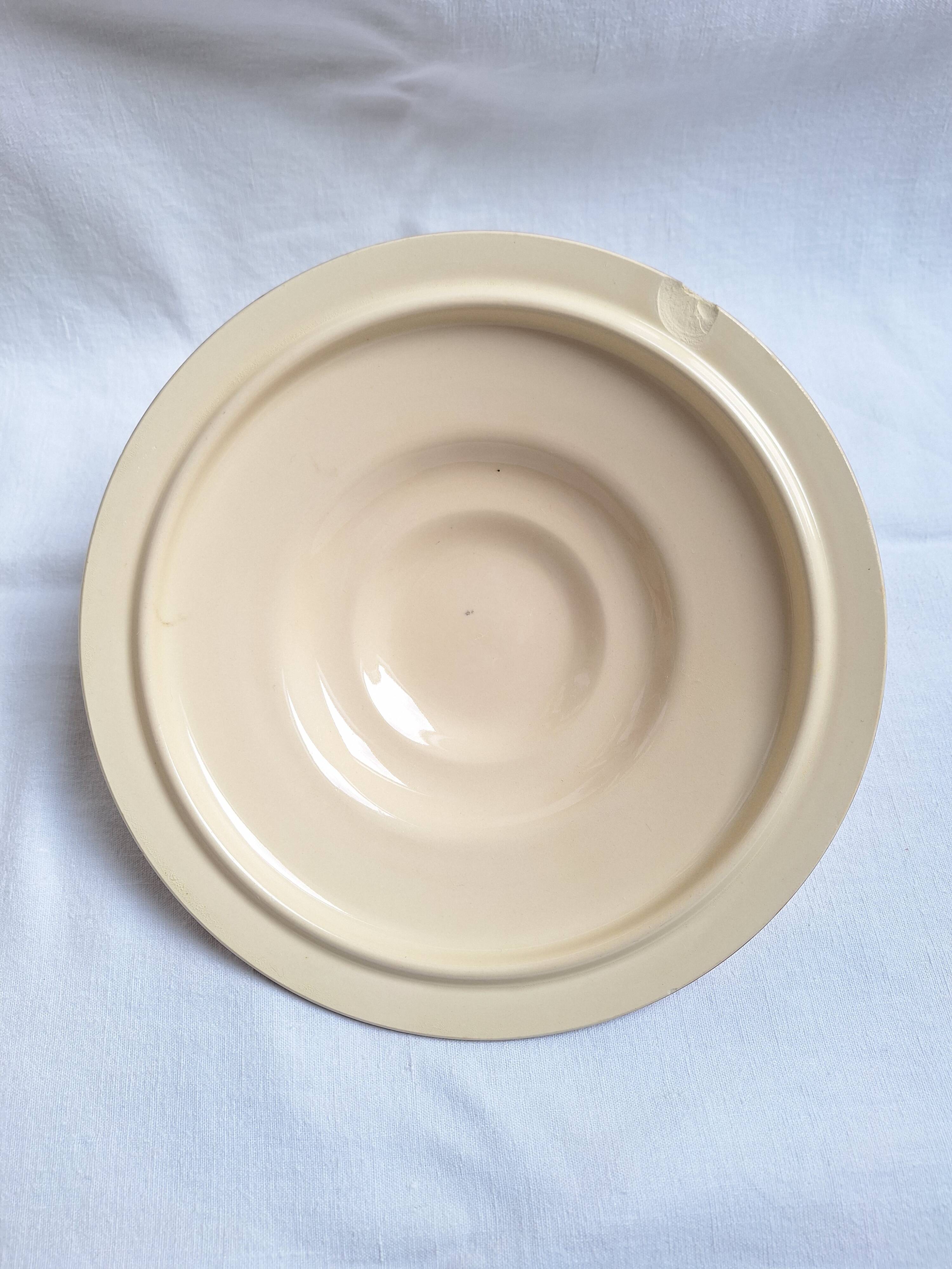 Longchamp Agen model soup tureen