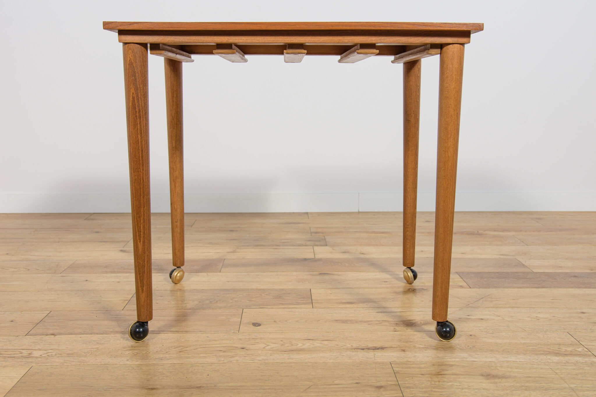 Mid-century Danish nesting tables by Poul Hundevad for Novy Domov, Czechoslovakia, 1960s, set of 5