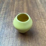 Small minimalist workshop pottery from mid-century in yellow by Bückeburg Keramik, 1960s.