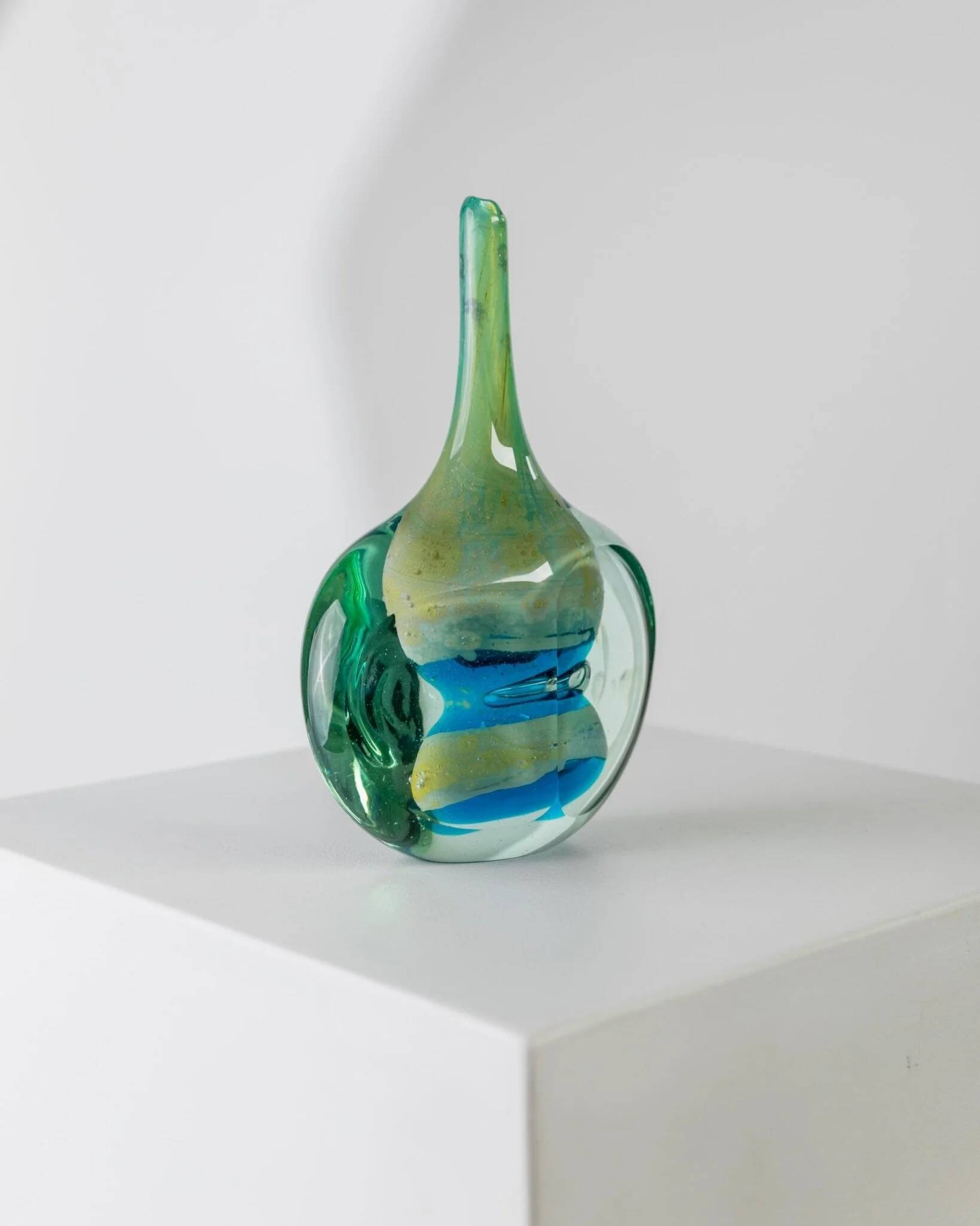 Vase lollipop vintage mdina en verre de murano soufflé à la main bleu-vert par michael harris, décor de table des années 1970.