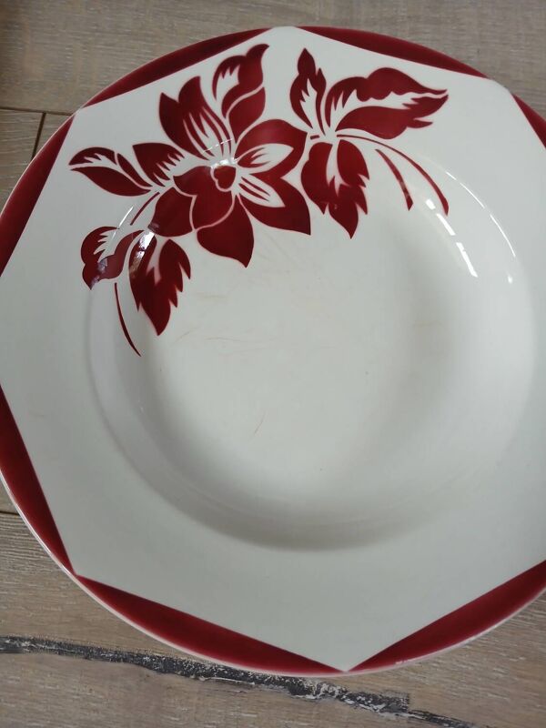 6 assiettes creuses anciennes Digoin et Sarreguemines