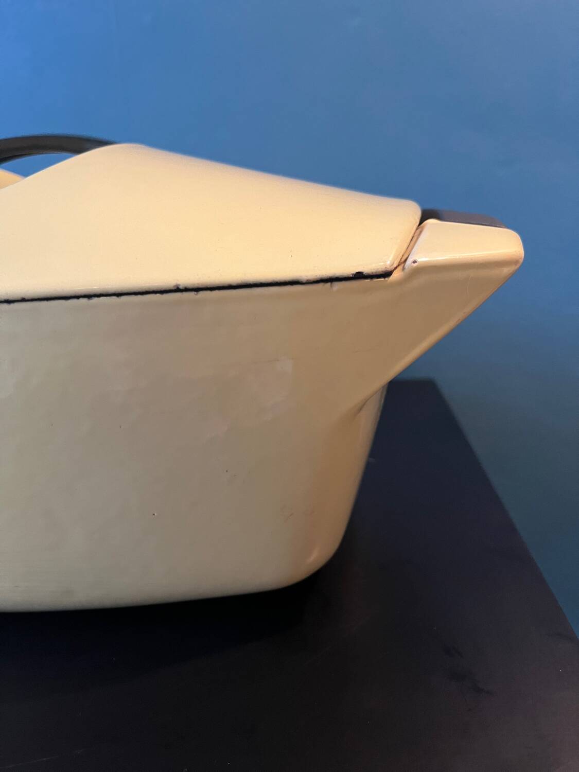 Raymond Loewy - Le Creuset - Cocotte La Coquelle en fonte émaillée 5,5 litres - Collection