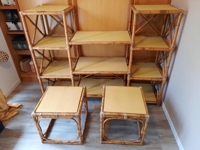 Etagère en bambou et tables d'appoint en bambou