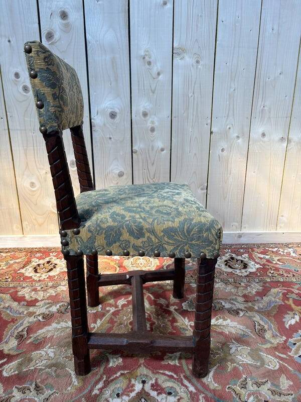 Série de 10 chaises de style Louis XIII