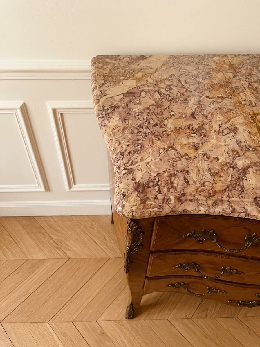 Louis XV style commode in marquetry and marble
