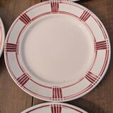 Huit assiettes plates Badonviller