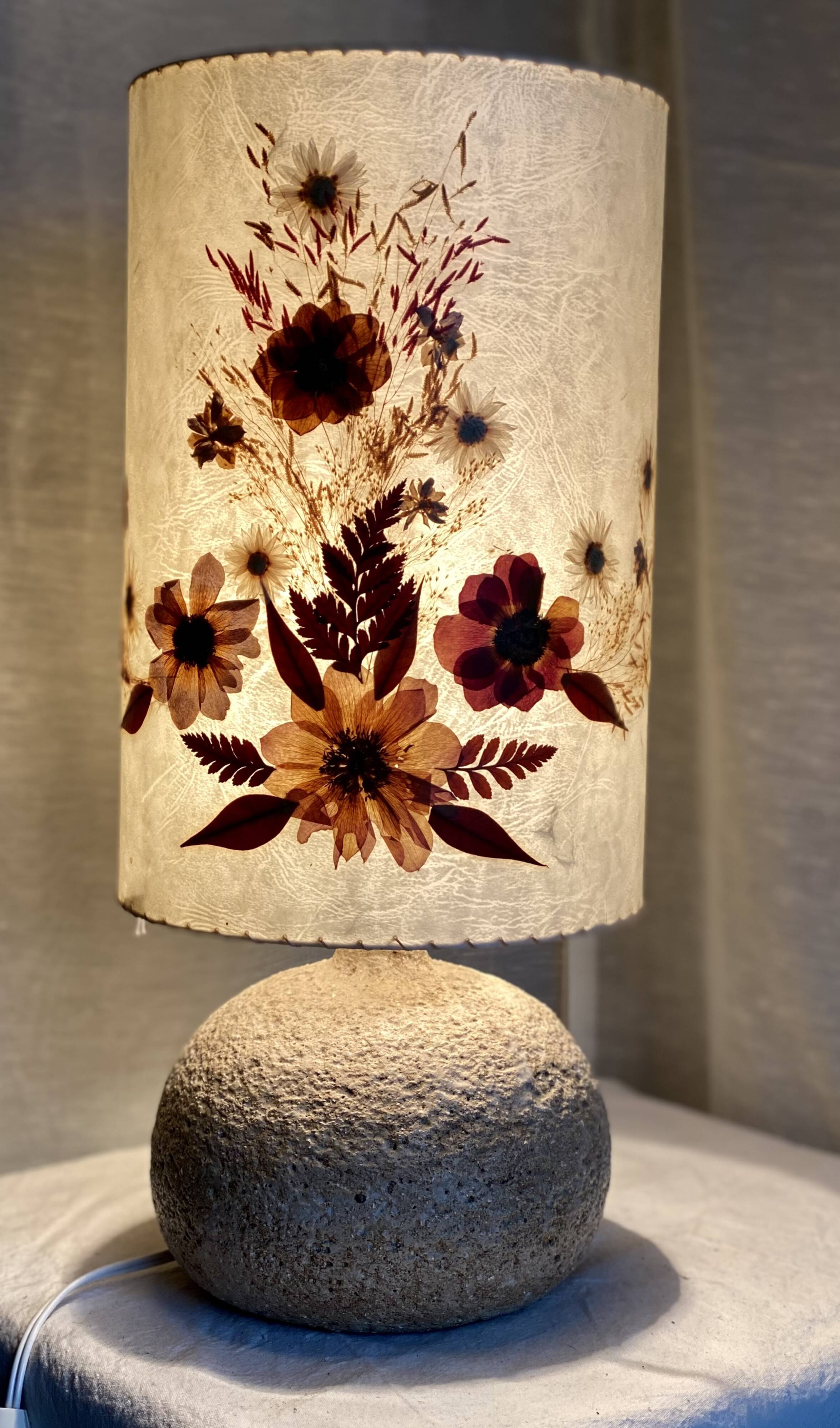 Large vintage 1960-70 chamotte ceramic ball lamp, dried flower lampshade