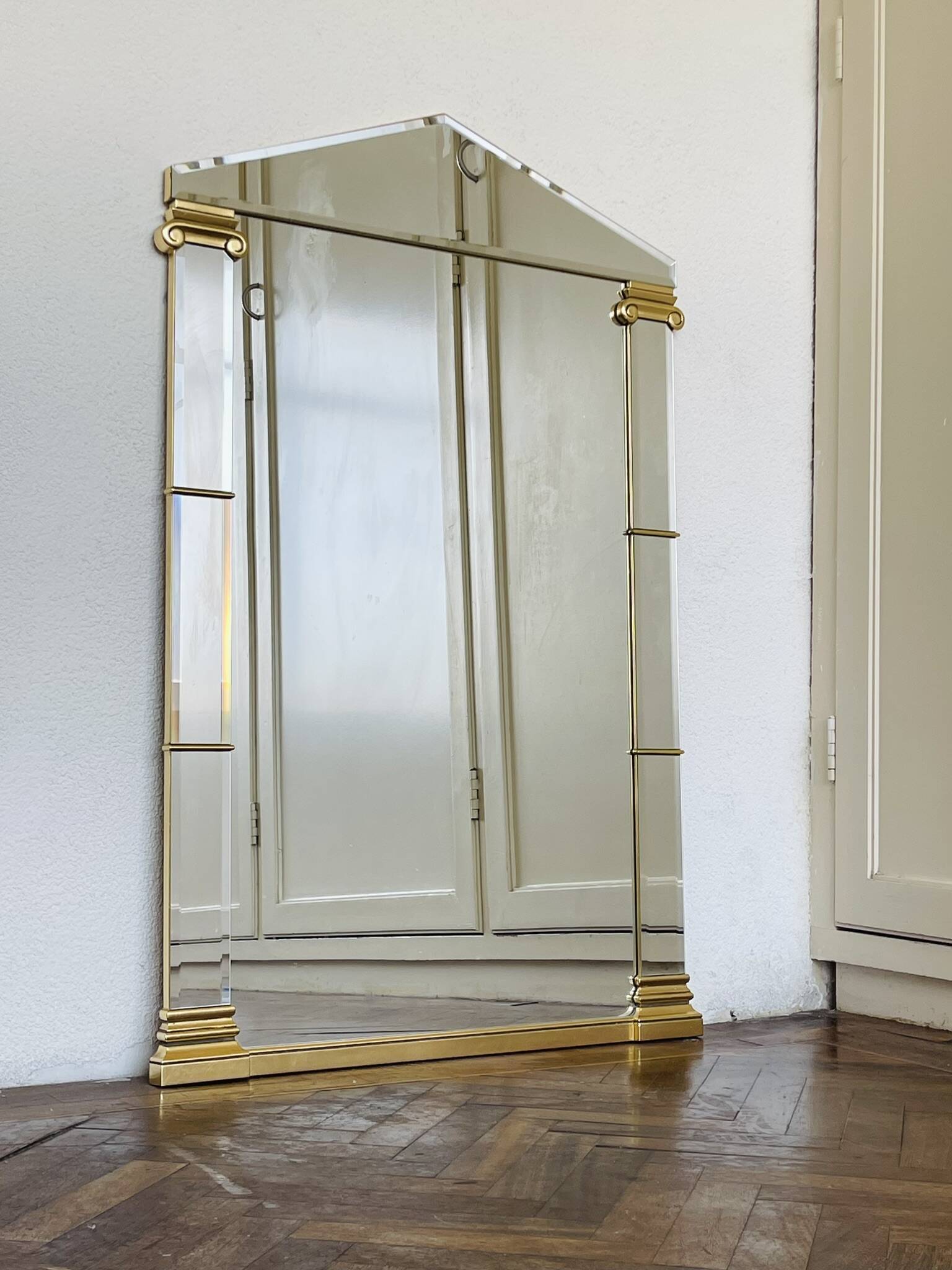 Set Deknudt mirrors with gold frame