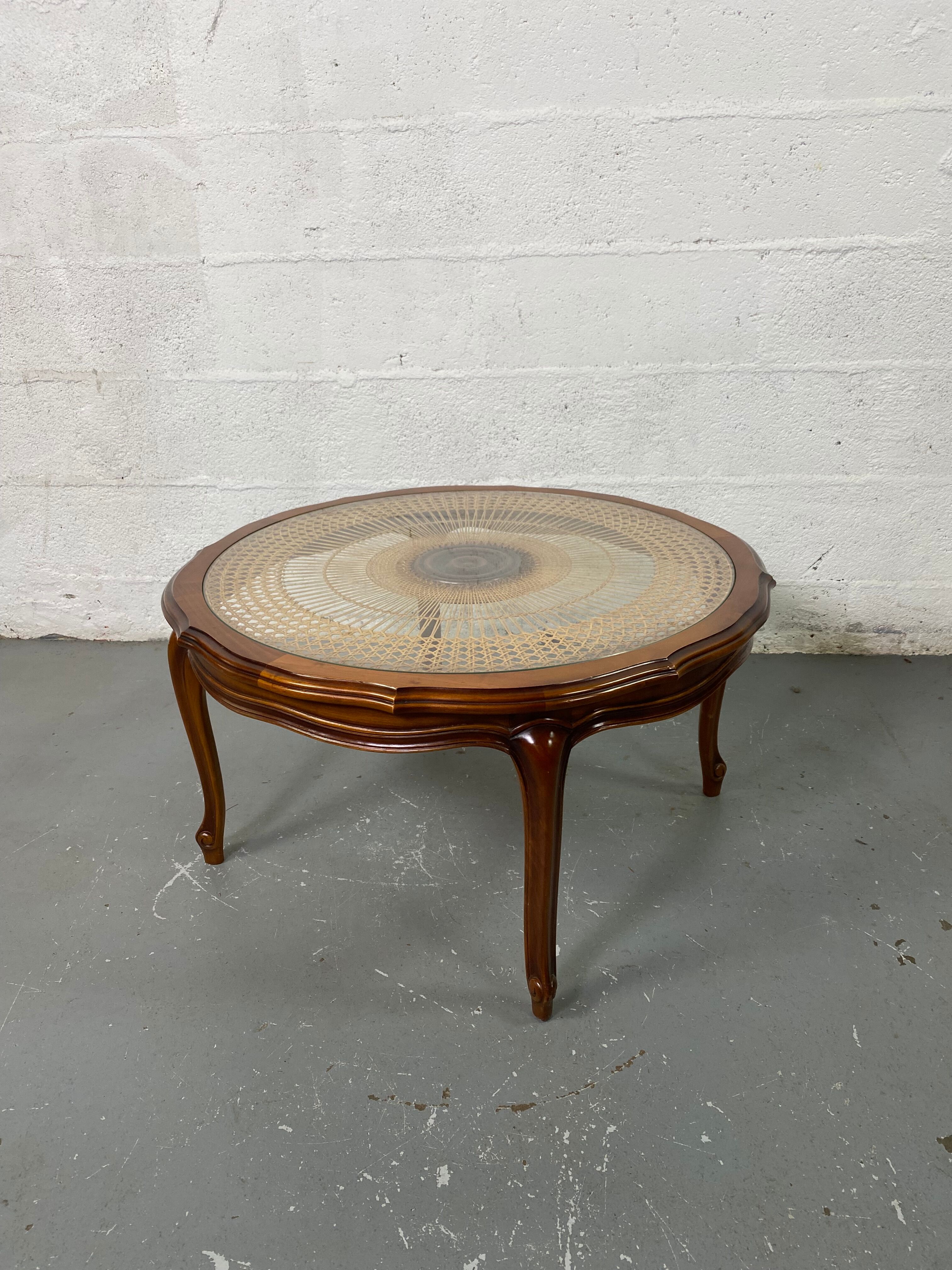 Chippendale Coffee Table in Wood, Canning and Glass