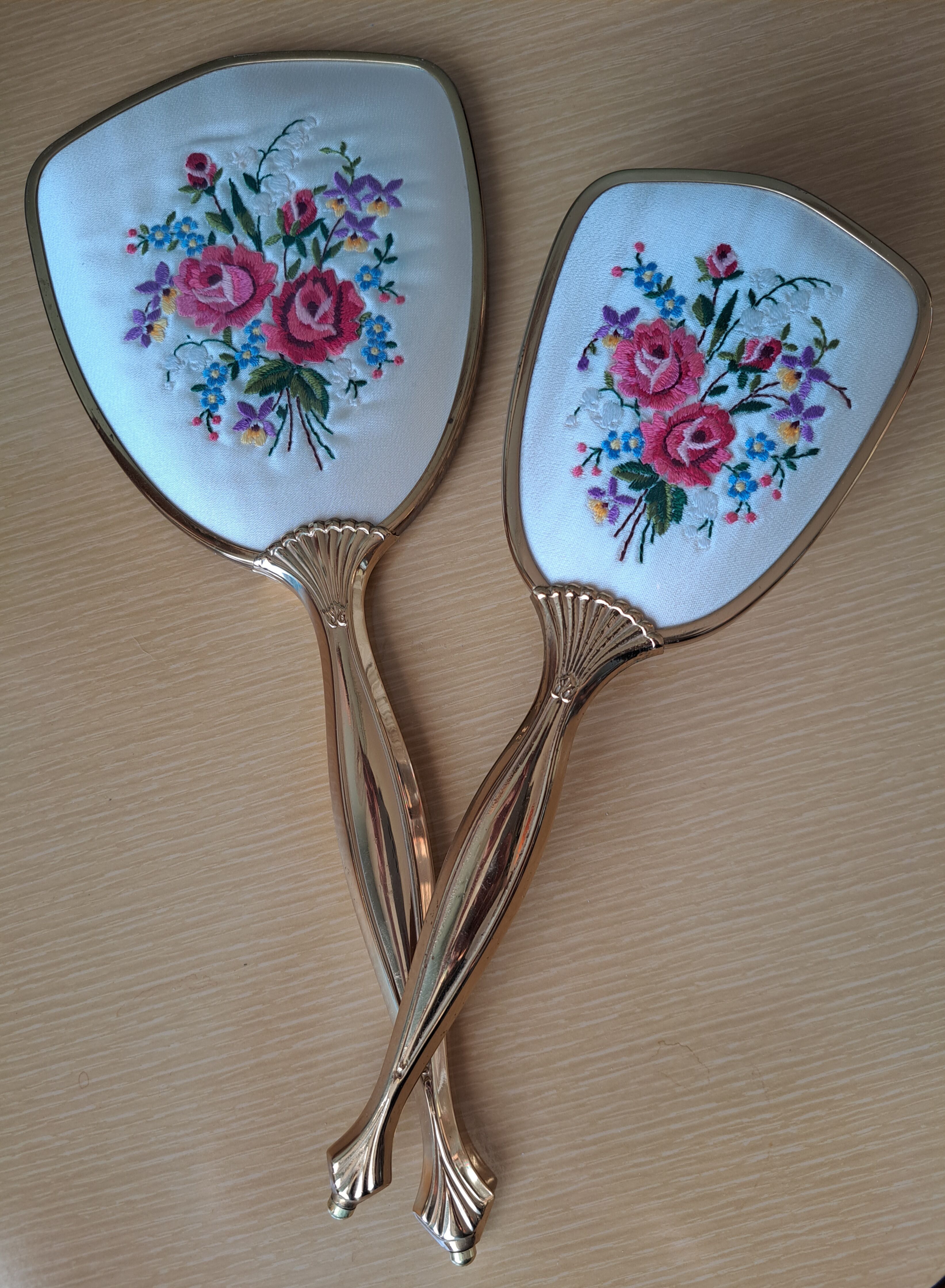 GLAMOUR 1920 Set Vanity Satin embroidered Brass