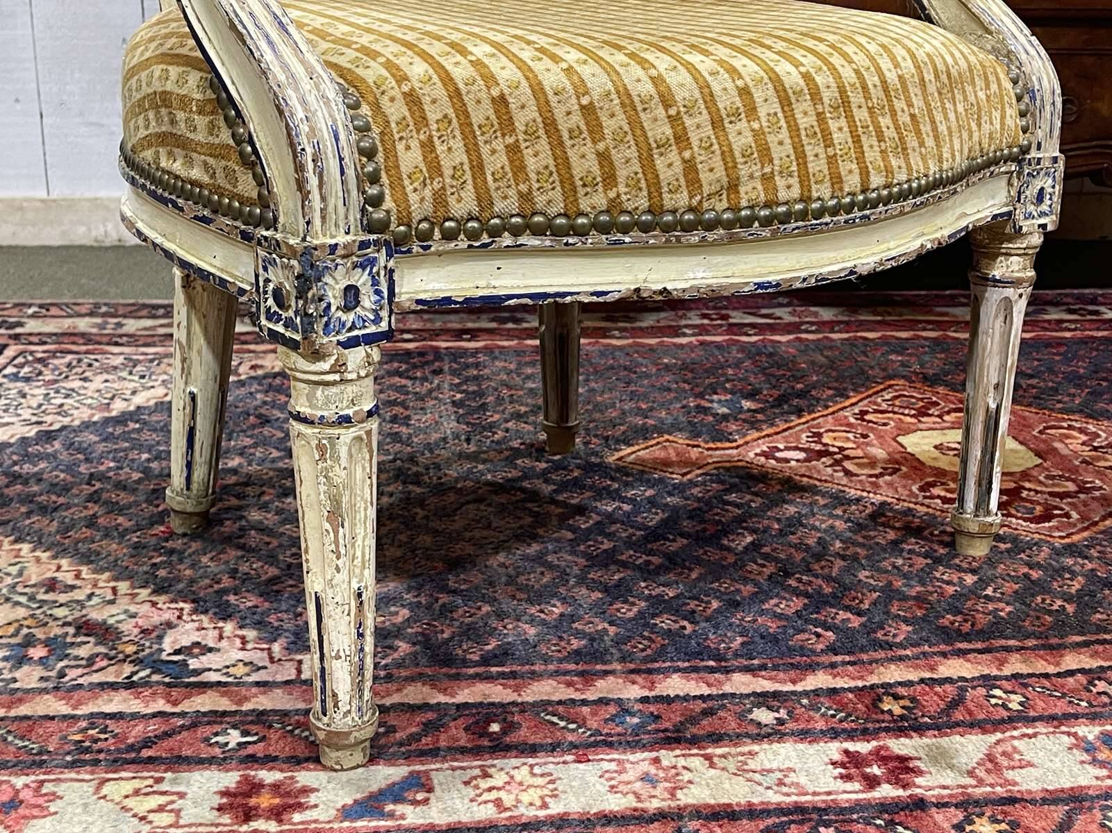 Paire de cabriolets d'époque Louis XVI en hêtre