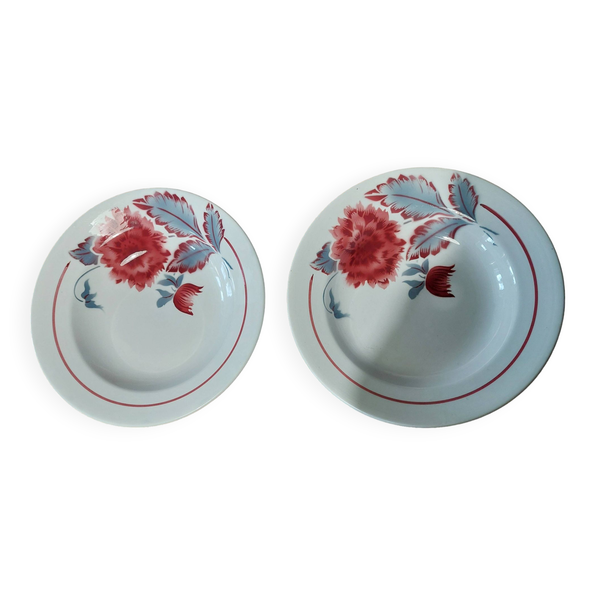 Pair of deep plates Sarreguemines Cuivror 20th century