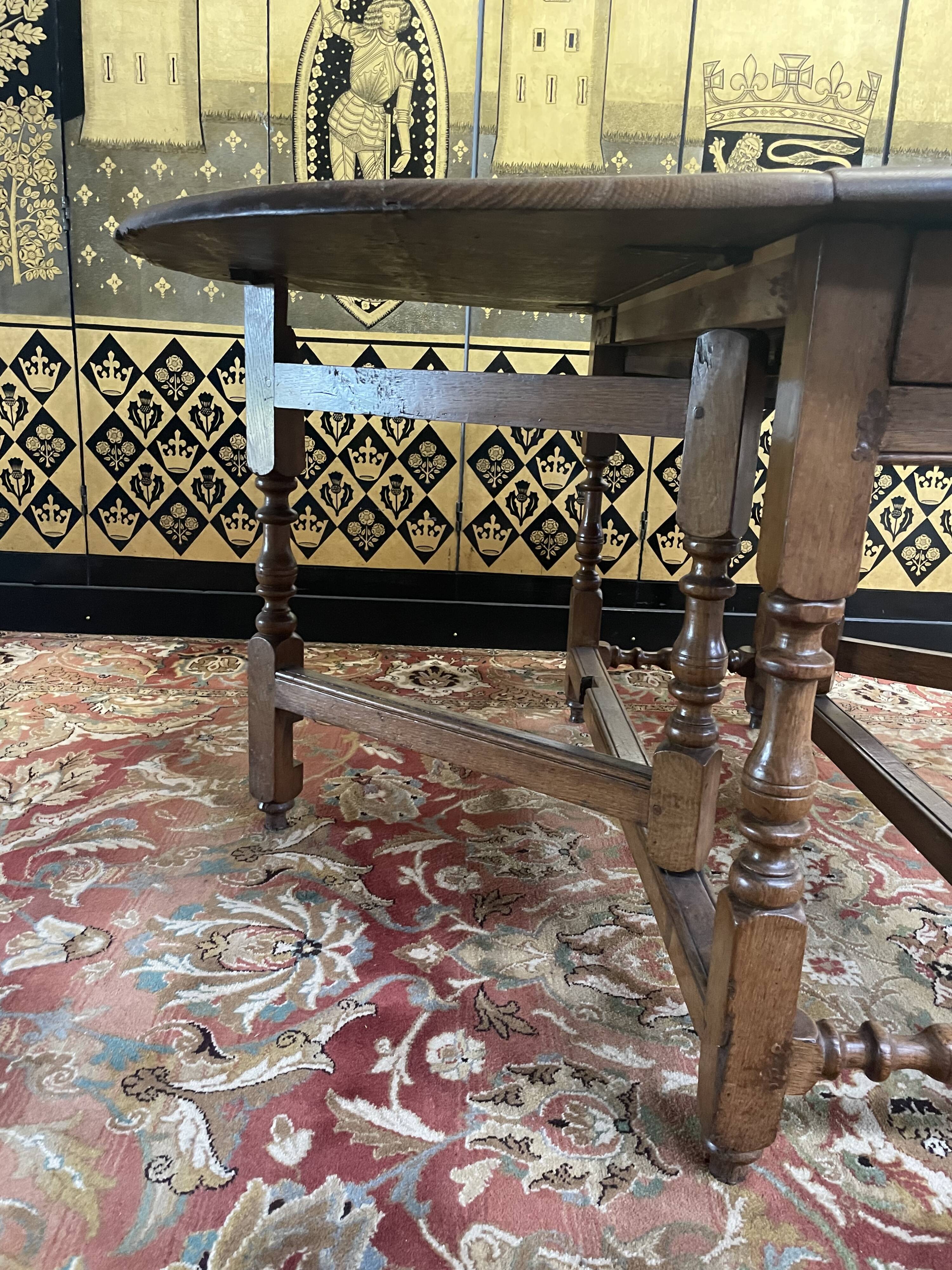 English dining table Gateleg 19th