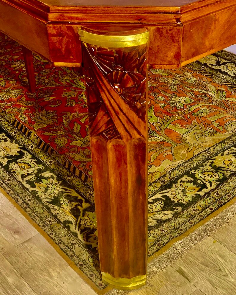 Art deco table 1920 in walnut with extensions, 8 people