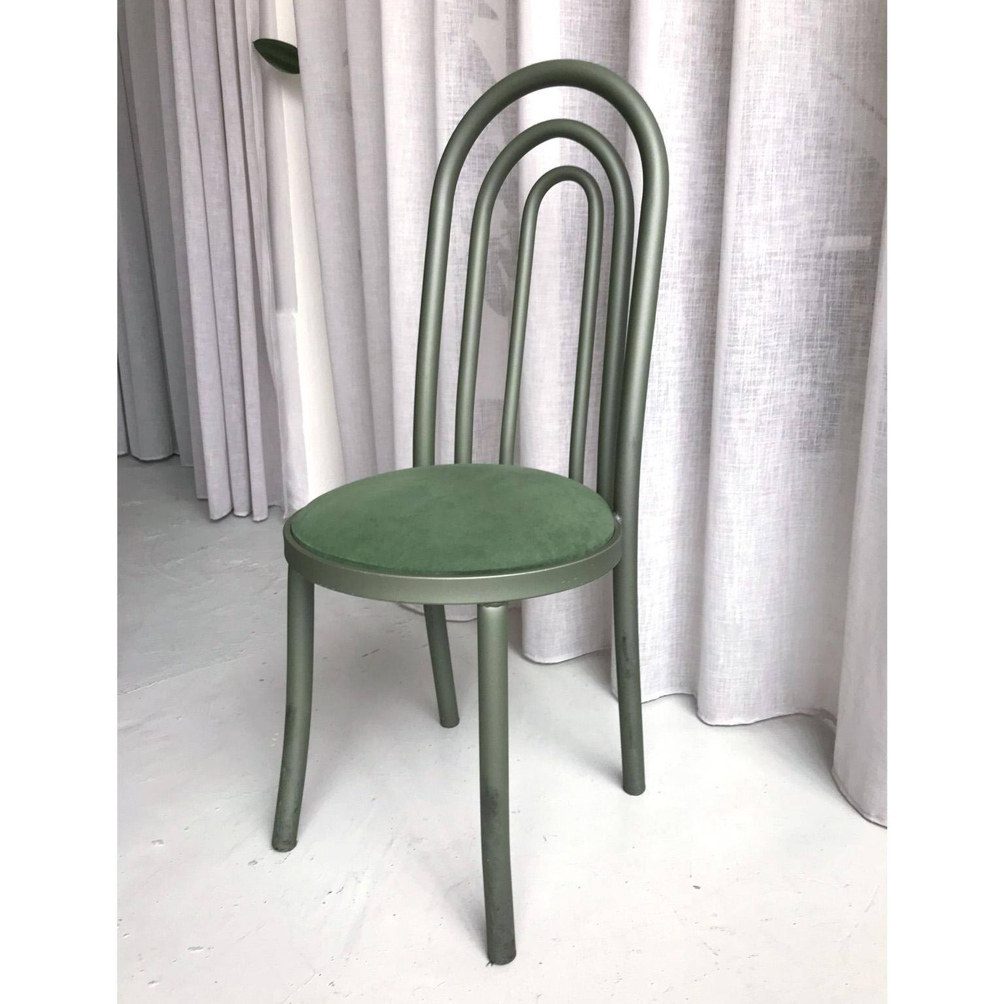 Sculptural "Arches" chair, Italian collectible, Memphis style, decorative dining