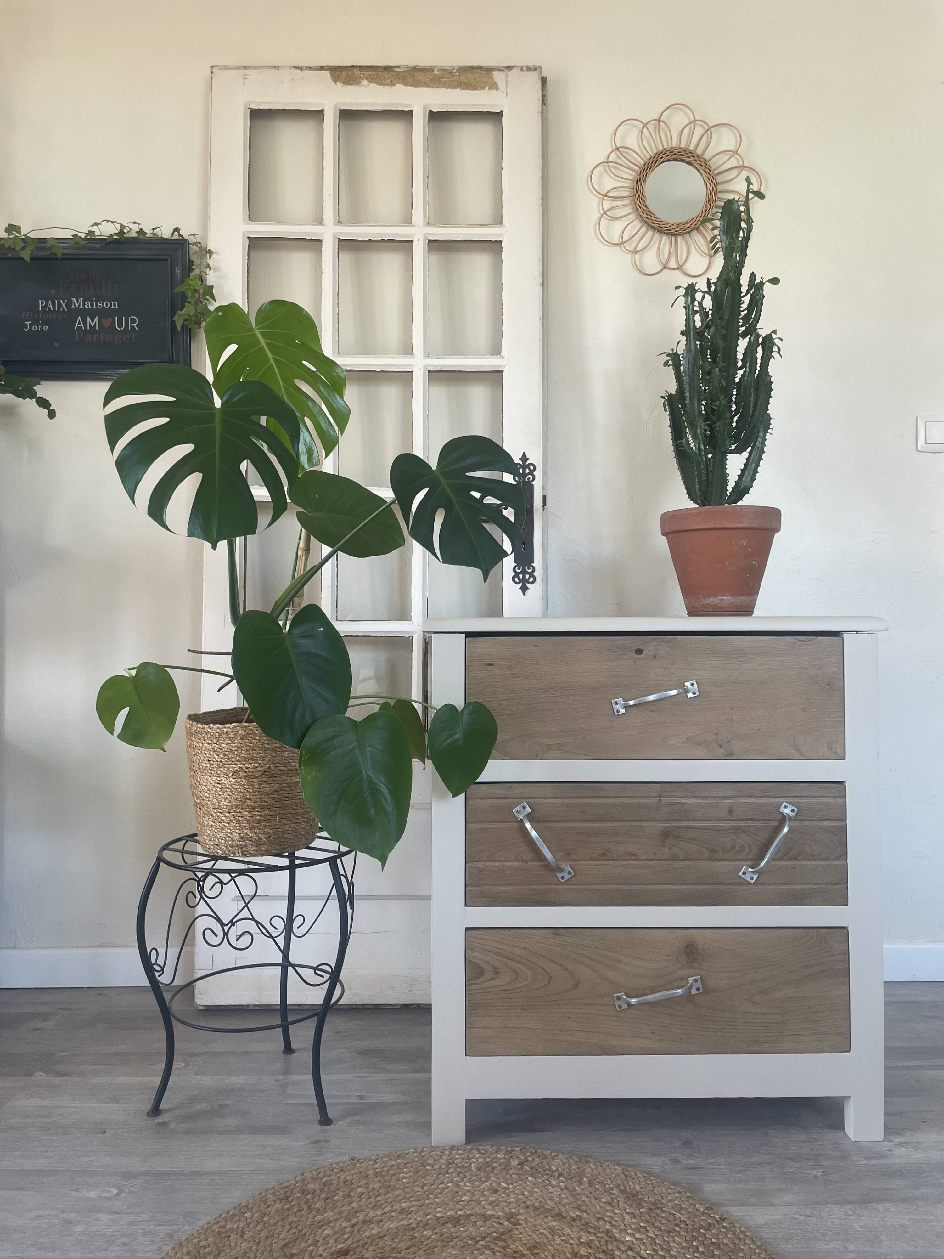 Eugenie chest of drawers