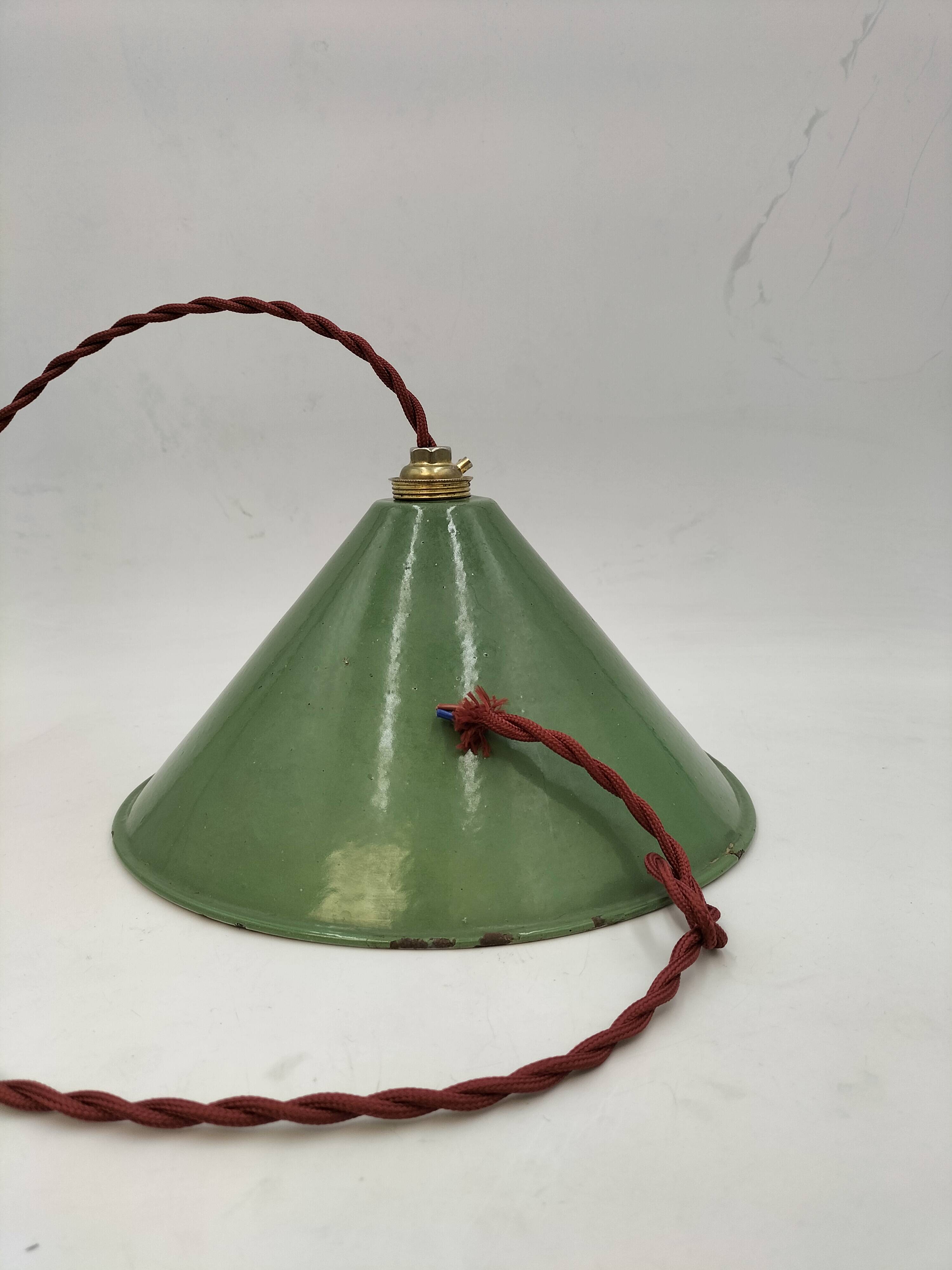 Enameled sheet metal cone pendant light
