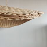 Rattan suspension or shade in the shape of a braided undulating circular tray d:80