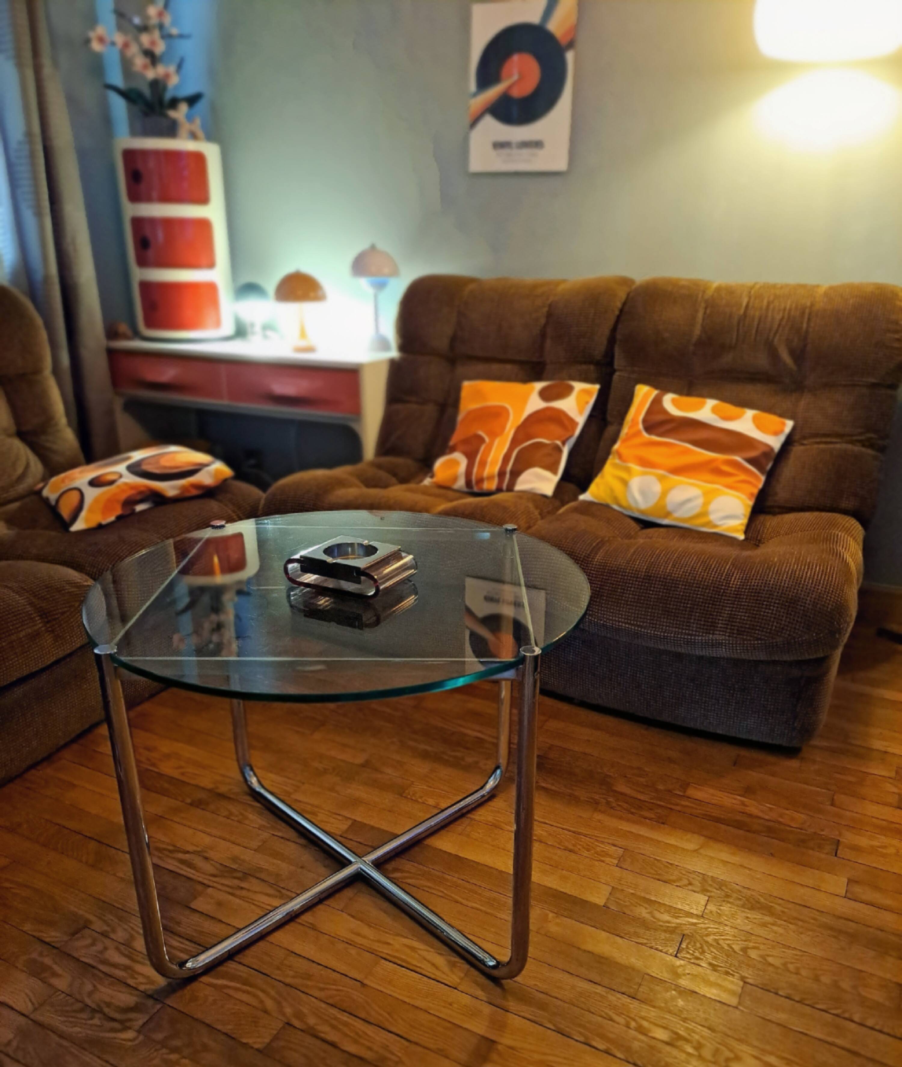 Van Der Rohe Italy Bauhaus' MR coffee table, occasional glass/chromed steel